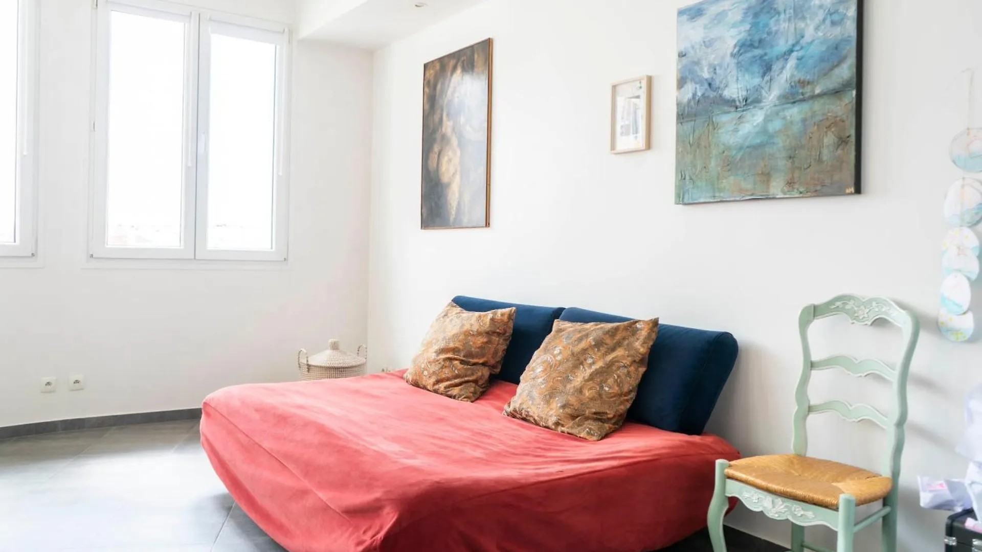 Family Nest Near Gare De L'est And Gare Du Nord Apartment Paris