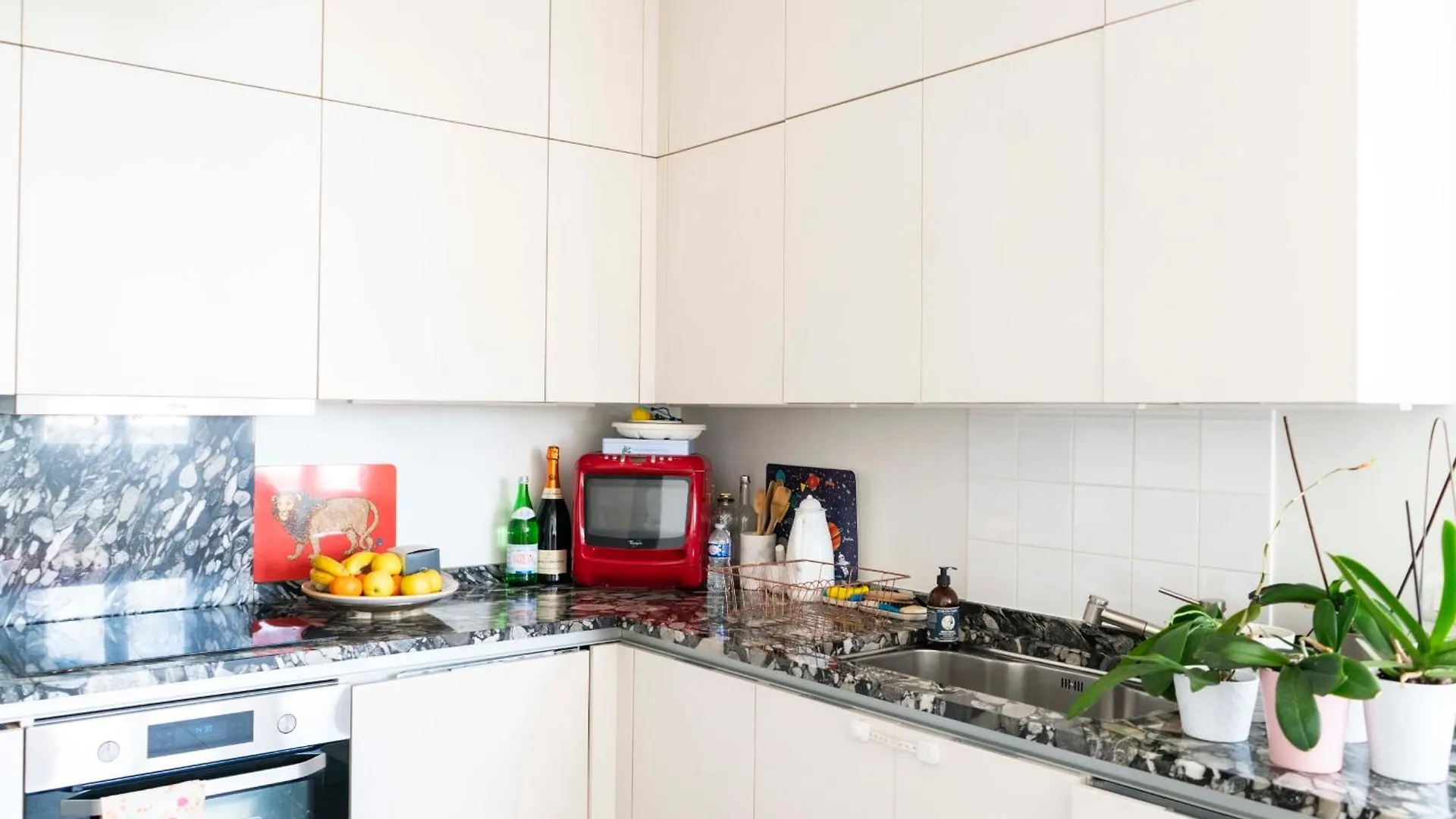 Family Nest Near Gare De L'est And Gare Du Nord *